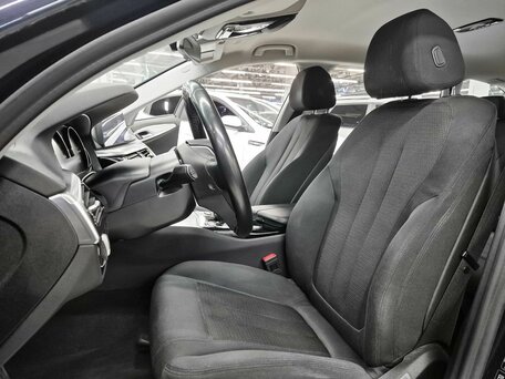 2019 BMW 5 серии 520d xDrive VII (G30/G31/G38), синий, 3599000 рублей, вид 5
