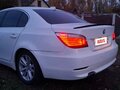 2007 BMW 5 серии 525i V (E60/E61) Рестайлинг, белый, 800000 рублей - вид 4