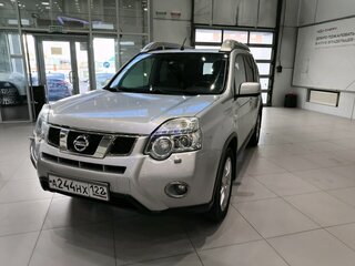 2013 Nissan X-Trail II Рестайлинг, серебристый, 1598000 рублей, вид 2