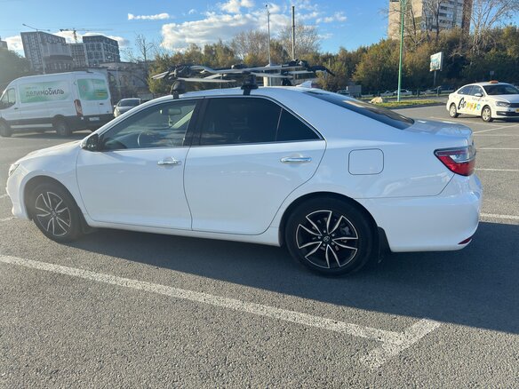 2017 Toyota Camry VII (XV50) Рестайлинг 2, белый, 2270000 рублей - вид 4