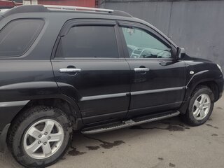 2010 Kia Sportage II Рестайлинг, чёрный, 900000 рублей, вид 3