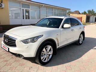 2012 Infiniti FX30d II (S51) Рестайлинг, белый, 1900000 рублей, вид 5
