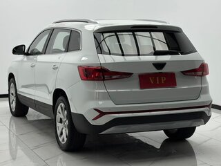 2023 Jetta VS7 I Рестайлинг 1, белый, 1980000 рублей, вид 4