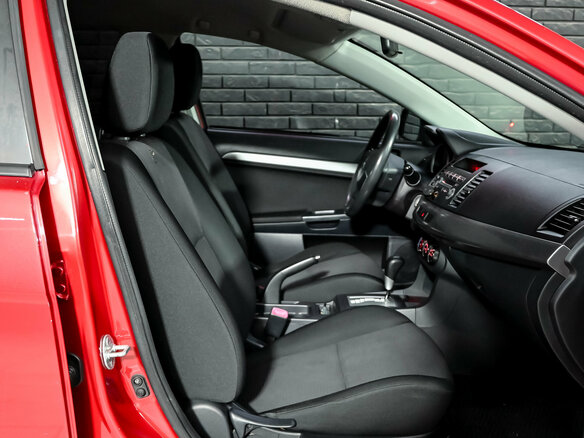 2010 Mitsubishi Lancer X, красный, 800000 рублей - вид 10