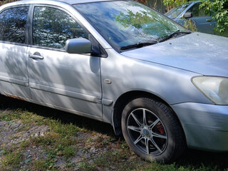 2007 Mitsubishi Lancer IX Рестайлинг, серебристый, 320000 рублей, вид 3