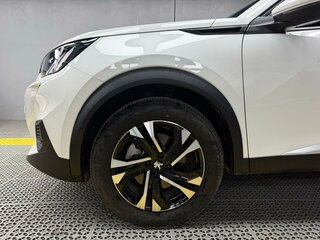 2023 Peugeot 2008 II, белый, 1180000 рублей, вид 5
