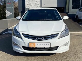 2016 Hyundai Solaris I Рестайлинг, белый, 815000 рублей, вид 4