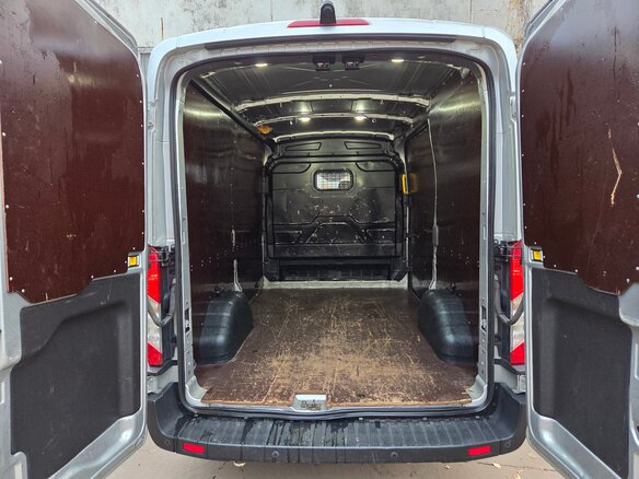 2020 Ford Transit, серебристый, 2390000 рублей - вид 8