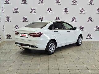 2024 Lada (ВАЗ) Vesta I Рестайлинг (NG), белый, 997000 рублей, вид 5