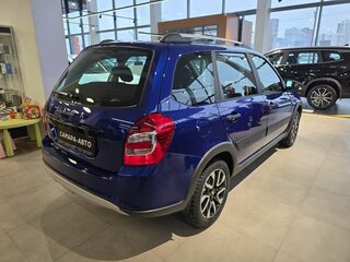2026 Lada (ВАЗ) Granta Cross I Рестайлинг, синий, 1216000 рублей, вид 4