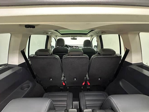 2023 Volkswagen Touran L II, серый - вид 12