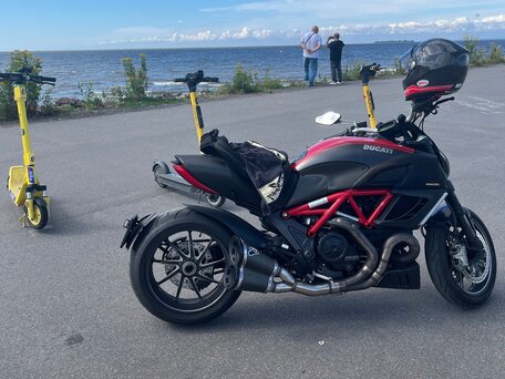2013 Ducati Diavel Carbon, чёрный, 1100000 рублей, вид 2