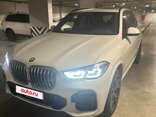 2020 BMW X5 30d IV (G05/G18), белый, 7700000 рублей, вид 1