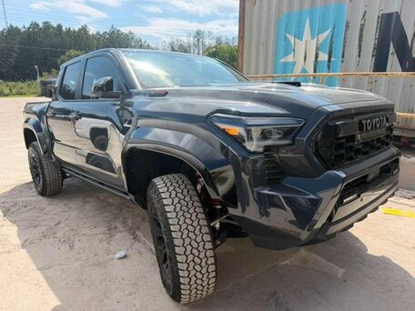 2026 Toyota Tacoma IV, серый, 5890000 рублей, вид 1