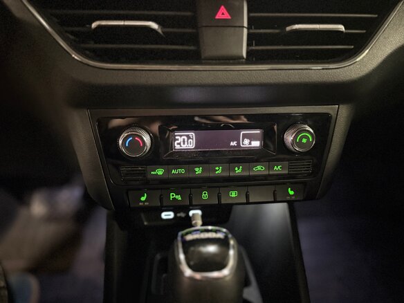 2020 Skoda Rapid II, серый, 1710000 рублей - вид 10