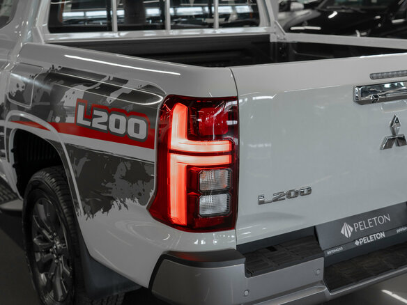 2025 Mitsubishi L200 VI, белый - вид 22
