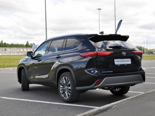 2026 Toyota Highlander IV (XU70), чёрный, 5500000 рублей, вид 4