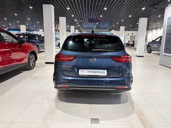 2019 Kia Ceed III, белый, 1849000 рублей - вид 3
