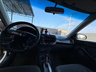 2001 Honda Civic VII, белый, 290000 рублей, вид 3