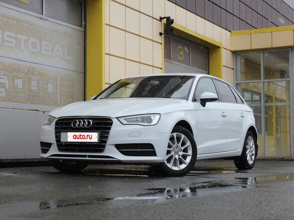 2014 Audi A3 III (8V), белый, 1095000 рублей