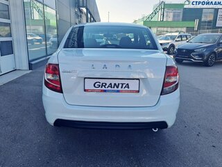 2026 Lada (ВАЗ) Granta I Рестайлинг, белый, 1122900 рублей, вид 4