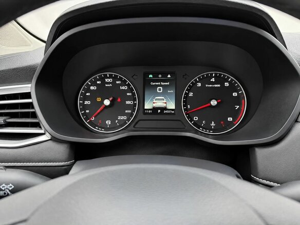 2023 MG 5 I Рестайлинг, красный, 1550000 рублей - вид 11