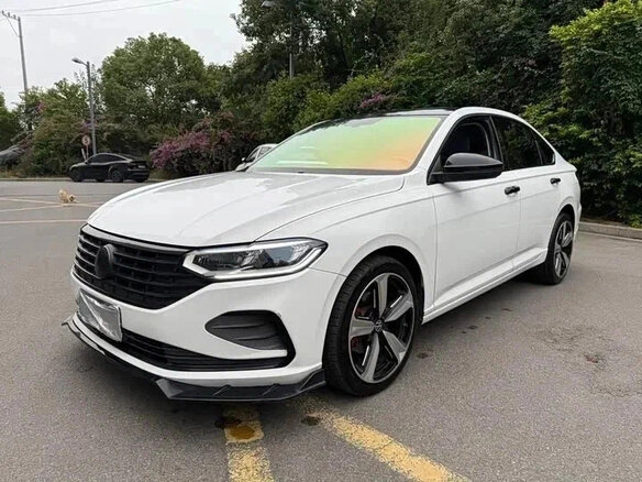 2023 Volkswagen Lavida III Рестайлинг, белый - вид 1