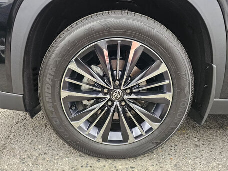 2026 Toyota Grand Highlander, чёрный, 13500000 рублей, вид 5