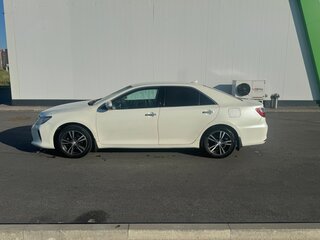 2016 Toyota Camry VII (XV50) Рестайлинг, белый, 2400000 рублей, вид 5