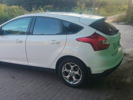 2013 Ford Focus III, белый, 670000 рублей, вид 4