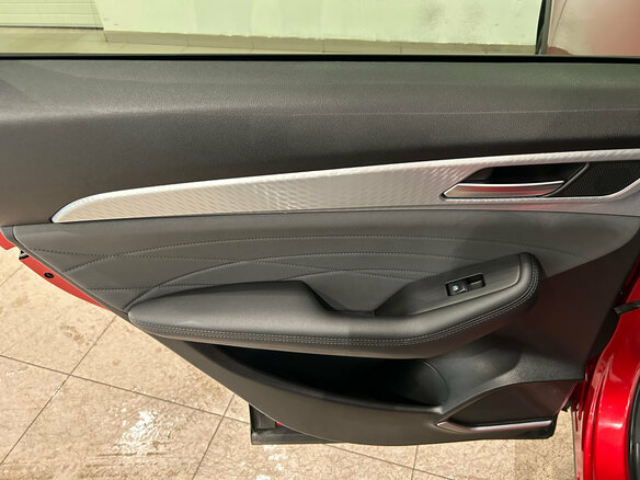 2023 Haval F7x I Рестайлинг, красный, 1759000 рублей - вид 11