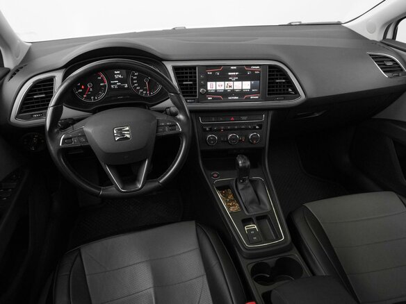 2020 SEAT Leon III Рестайлинг, белый, 2049000 рублей - вид 11