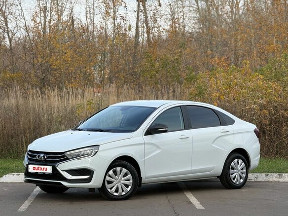 2023 Lada (ВАЗ) Vesta I Рестайлинг (NG), белый, 990000 рублей - вид 1