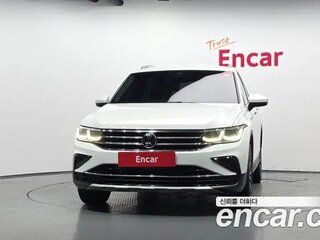 2022 Volkswagen Tiguan Allspace II Рестайлинг, белый, 3829269 рублей, вид 2
