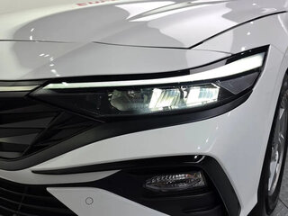 2023 Hyundai Avante VII Рестайлинг, белый, 1740111 рублей, вид 5