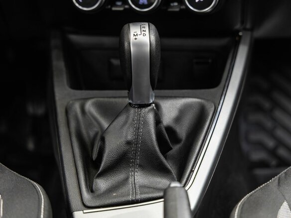 2022 Renault Arkana I, белый, 1388000 рублей - вид 25
