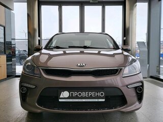 2019 Kia Rio IV, серый, 1300000 рублей, вид 1