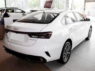 2026 Kia K3 II (China Market) Рестайлинг, белый, 2266066 рублей, вид 3