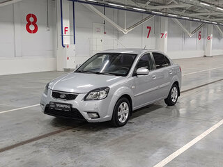 2011 Kia Rio II Рестайлинг, серебристый, 430000 рублей, вид 1
