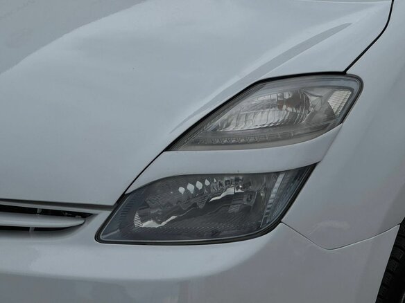 2010 Toyota Prius JDM II Рестайлинг (XW20), белый, 679000 рублей - вид 10