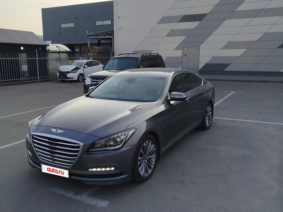 2014 Hyundai Genesis II, серый, 1750000 рублей