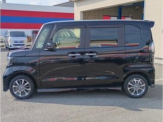 2022 Honda N-BOX II Рестайлинг, чёрный, 850004 рублей, вид 4