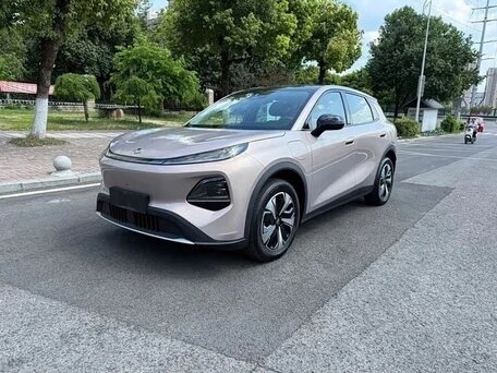 2026 Changan Qiyuan Q05 51.9 kWh II, серебристый, 2250000 рублей, вид 1