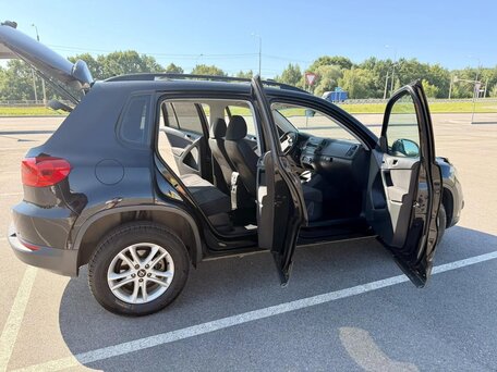2013 Volkswagen Tiguan I Рестайлинг, чёрный, 1100000 рублей, вид 5