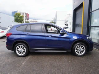 2020 BMW X1 18i sDrive II (F48) Рестайлинг, синий, 1990700 рублей, вид 4