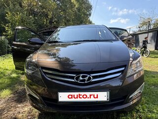 2016 Hyundai Solaris I Рестайлинг, коричневый, 1080000 рублей, вид 3