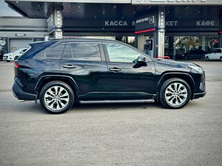 2021 Toyota RAV4 V (XA50), чёрный, 3300000 рублей, вид 4