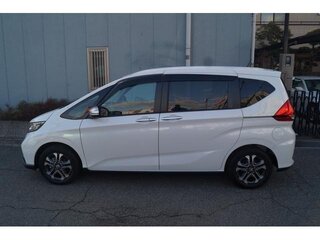2022 Honda Freed II Рестайлинг, белый, 1125001 рублей, вид 4