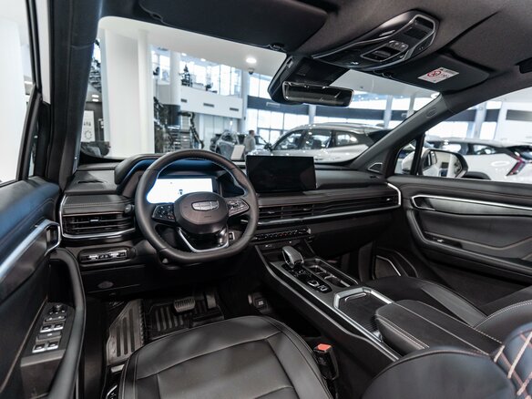 2026 Geely Okavango I Рестайлинг, белый, 4085990 рублей - вид 14