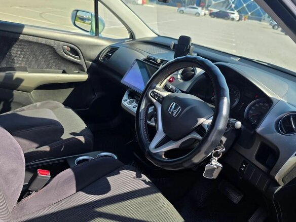 2011 Honda Stream II Рестайлинг, серый - вид 13